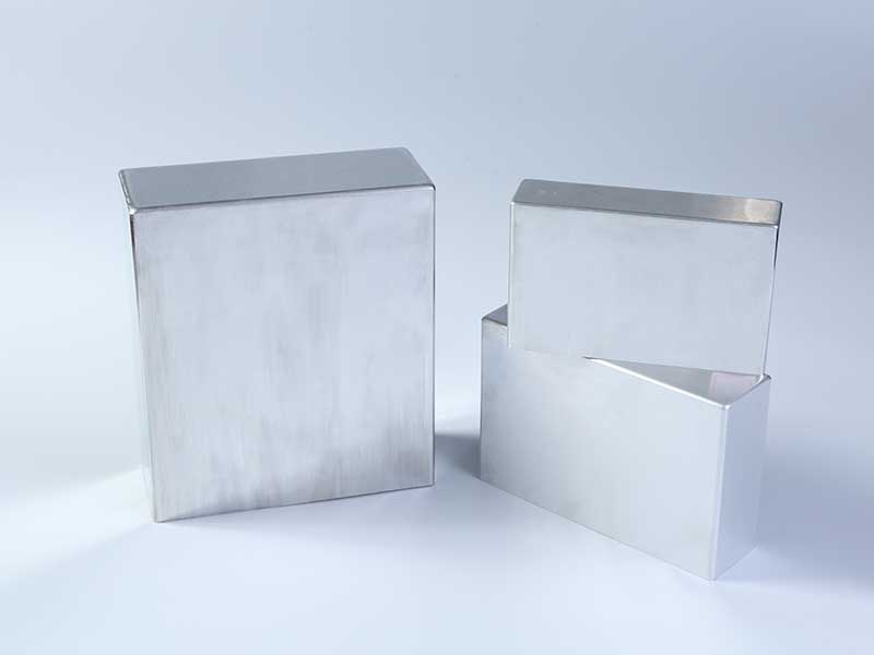 欧阳明高审定发言稿：迎接新能源智能化电动汽车新时代